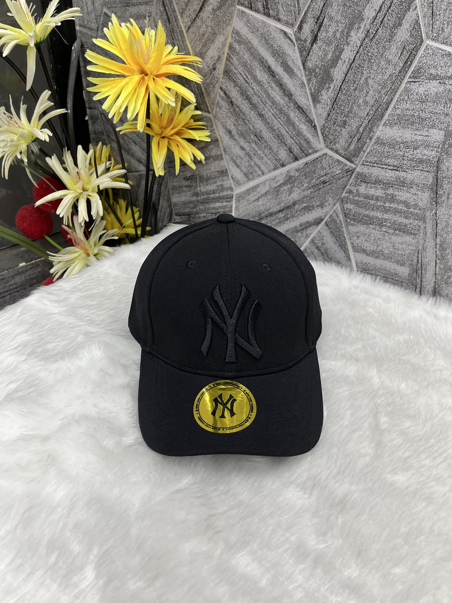 New York Yankees All Black Logo Premium Unisex Cap (With Safety Box)