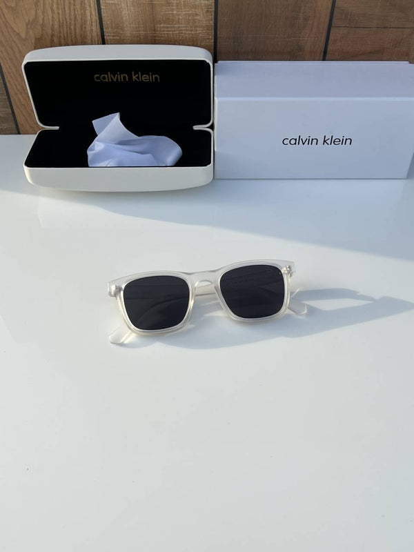 Calvin kline_Y06_white_black