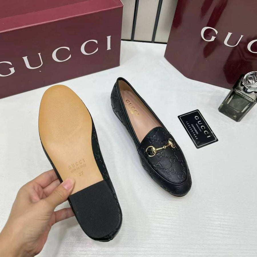 Gucci_Womens_Jordaan_Loafers_Wid_OG_Box_&_Carry_Bag_Black_A885-1C
