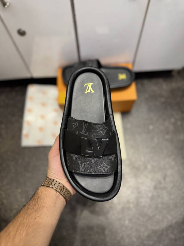 Louis Vuitton LV LOGO PREMIUM SLIDE BLACK GREY 008