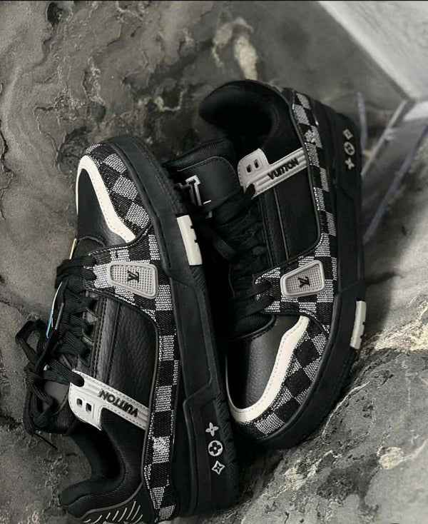 Louis Vuittonn LV Trainer Black Grey