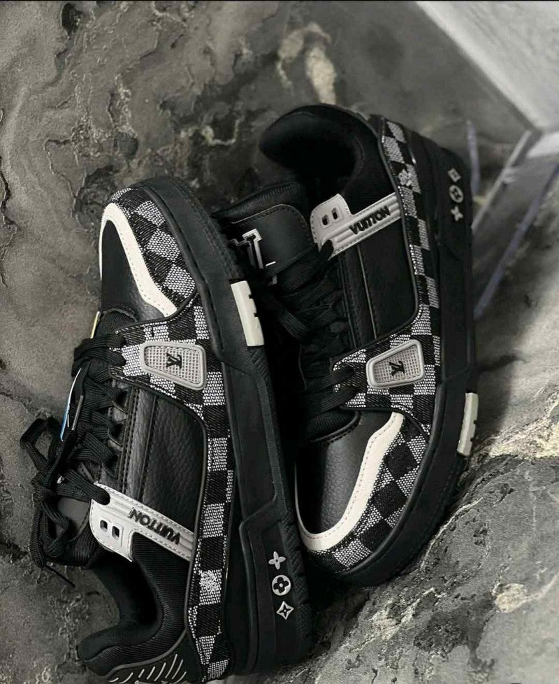 Louis Vuittonn LV Trainer Black Grey