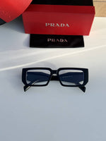 Prada_955_black_plano
