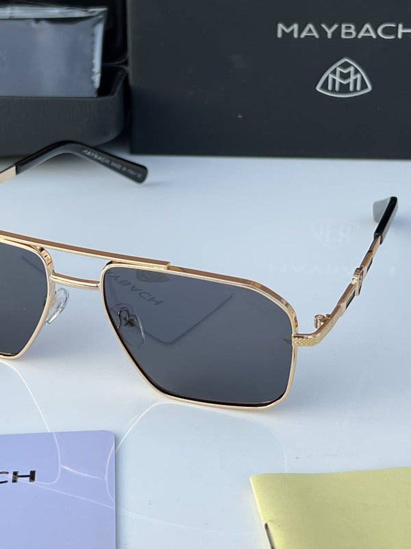 Maybach_1441_gold_black