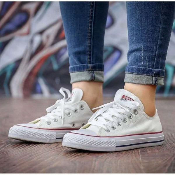 Conversee all star short white for women s