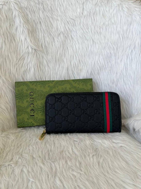 Gucci_153_Zippy_LongWallet_With_OriginalBox
