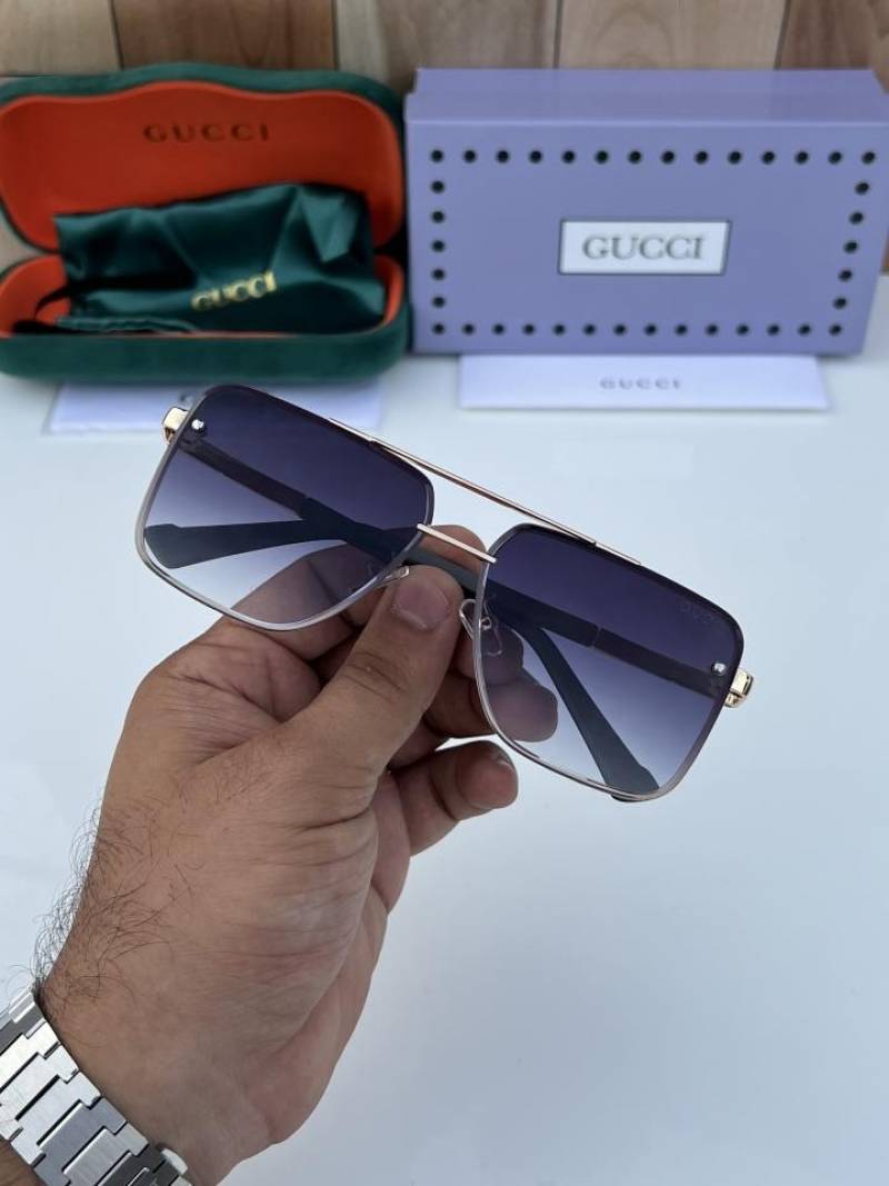 Gucci_2306_gold_black_shaded