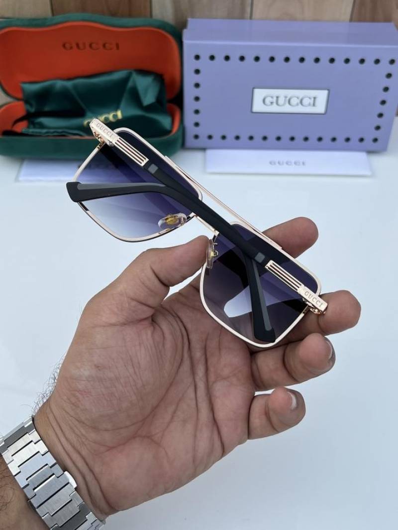 Gucci_2306_gold_black_shaded