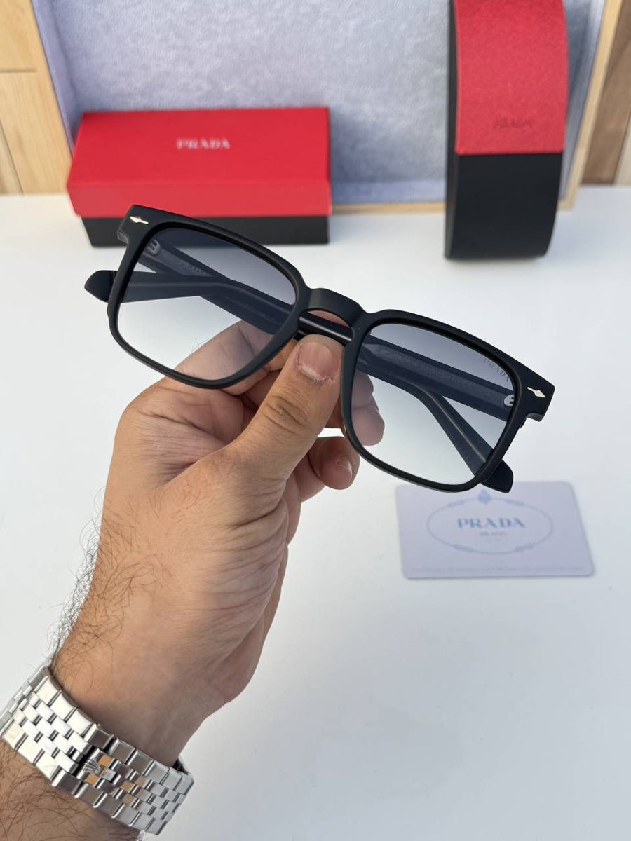 Prada_664_shaded