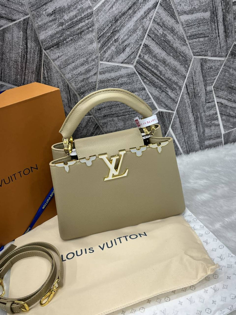 Louis Vuitton_Capucines_Beige_Black_Premium_Double_Box_(NoReturn)