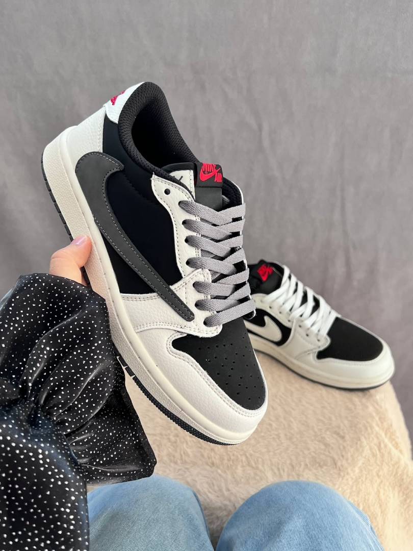 Travis Scott X Air Jordan 1 Low Og Grey Black 2004