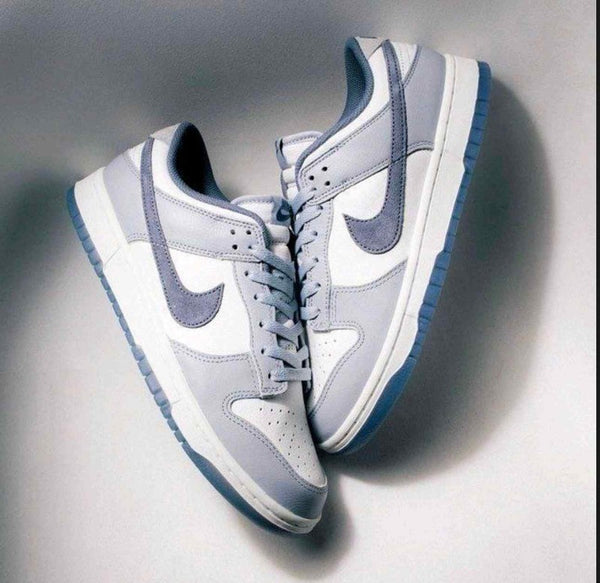 Nike SB Dunk Low Light Carbon