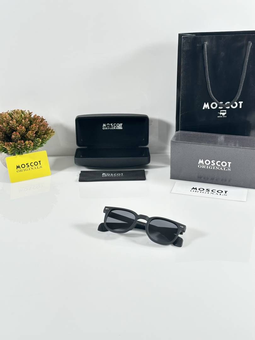 Moscot 120 Mate Black