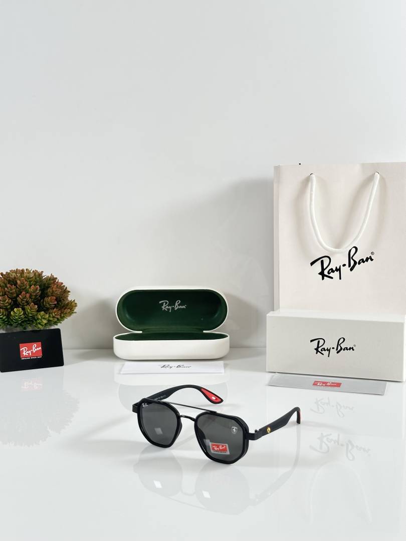 RB 3160 Black