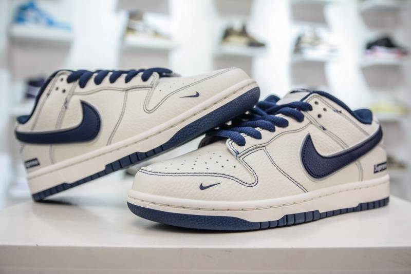 Supreme X Nikkee Sb Dunk Low Navy