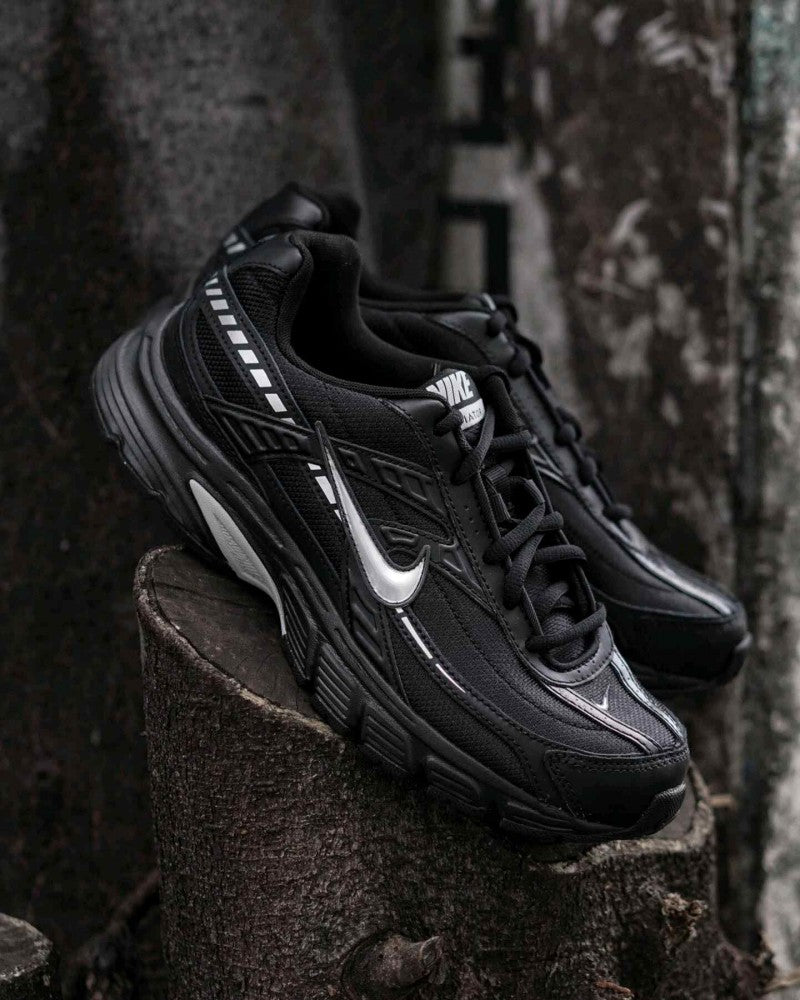 Nike Initiator Black Grey Silver