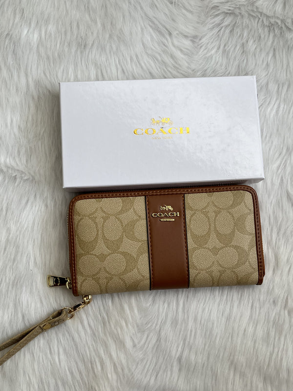 Coach_82_Earth_Yellow_Zippy_Wallet_With_Original_Box