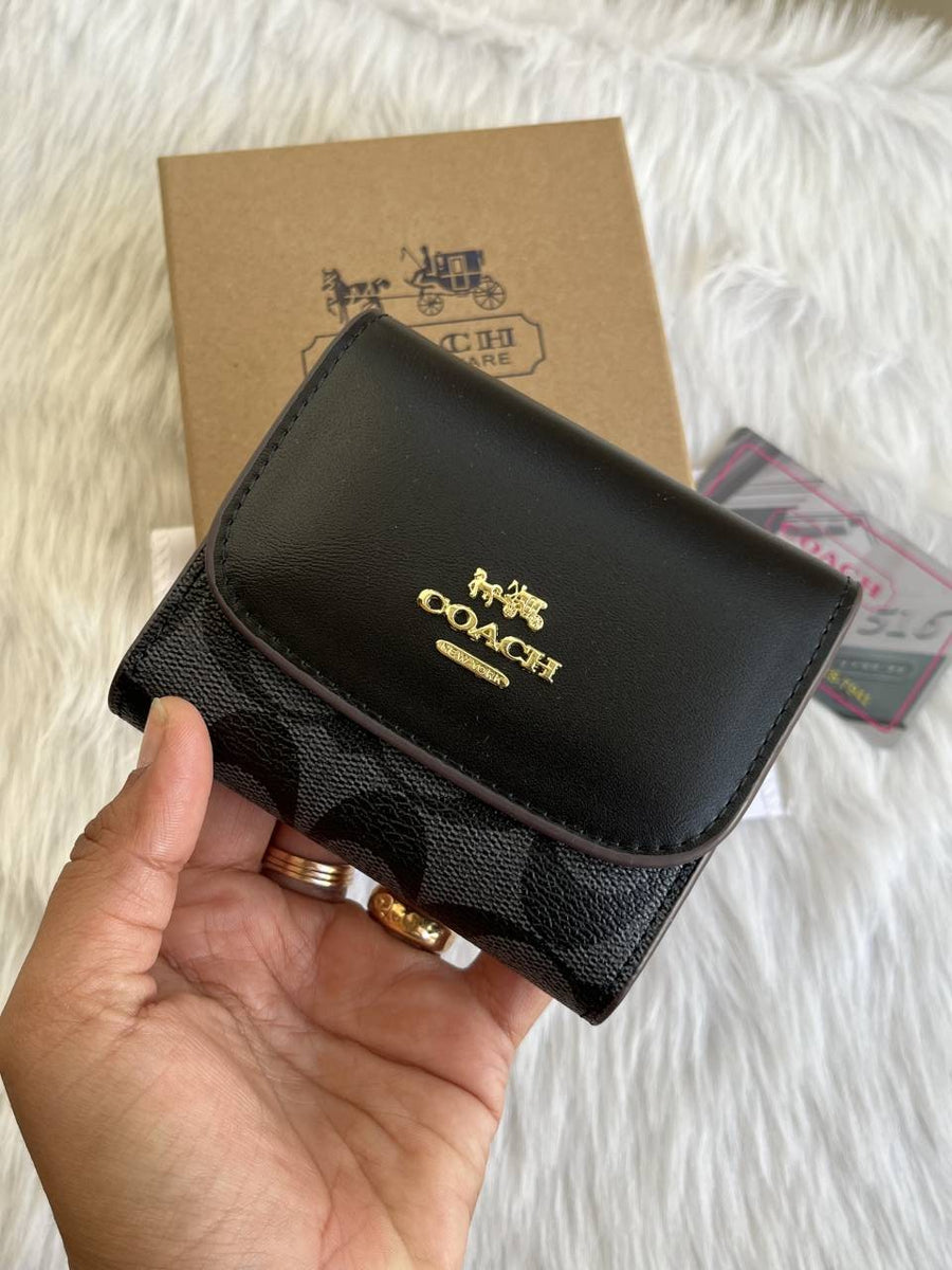 Coach_122_Trifold_Wallet_With_OriginalBox_DustCover_Card