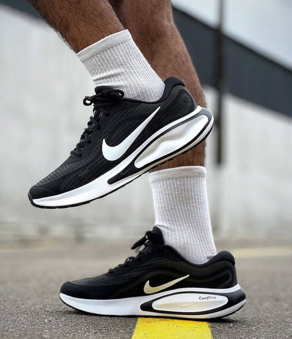 Nike Journey Run White Black--sale