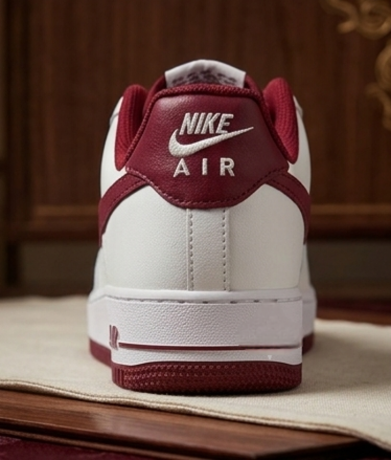 Nike AIRFORCE 1 LOW WHITE TEAM RED