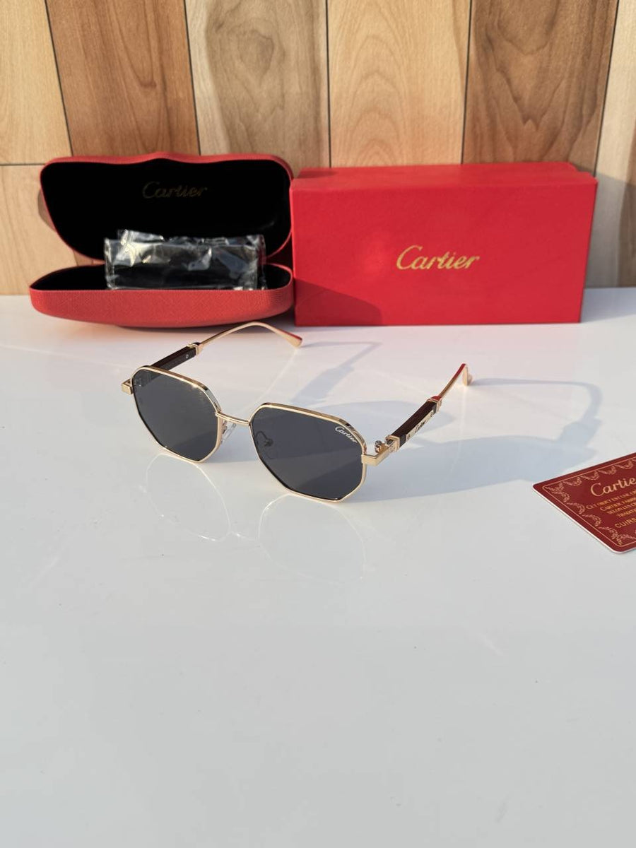 Cartier_4300_gold_black