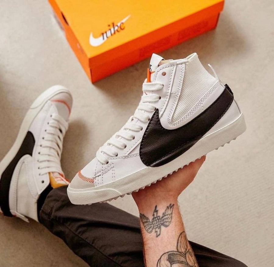 Nike BLAZER MID 77 VINTAGE WHITE BLACK
