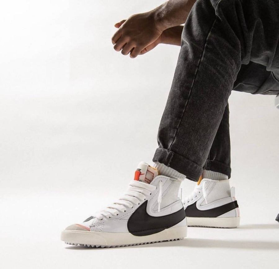 Nike BLAZER MID 77 VINTAGE WHITE BLACK