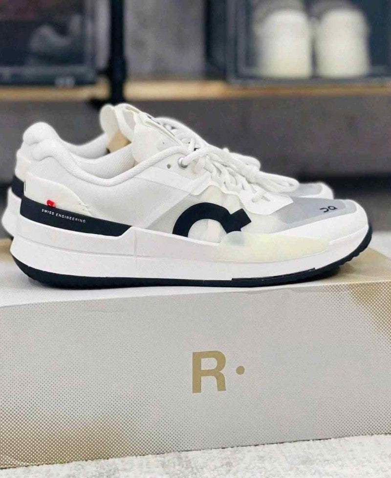 _On Cloud Running The Roger Pro 2 Clay