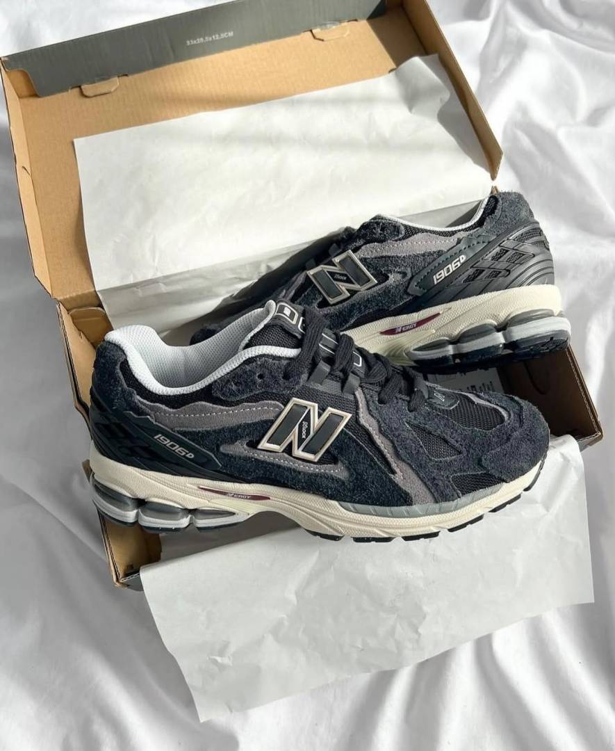 NEWW BALANCE 1906D PROTECTION PACK BLACK