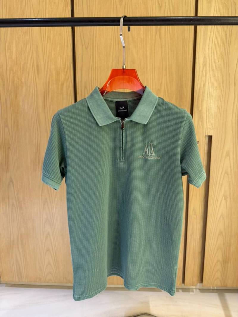 Exchang e xIMPORTED STORE ARTICLE POLO T SHIRT BOX PACKx