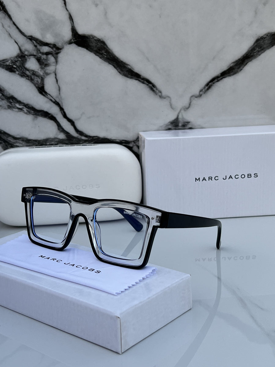 Marc_jacobs_5202_transparent_black