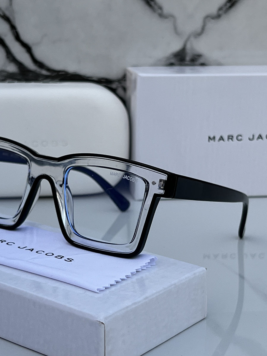 Marc_jacobs_5202_transparent_black