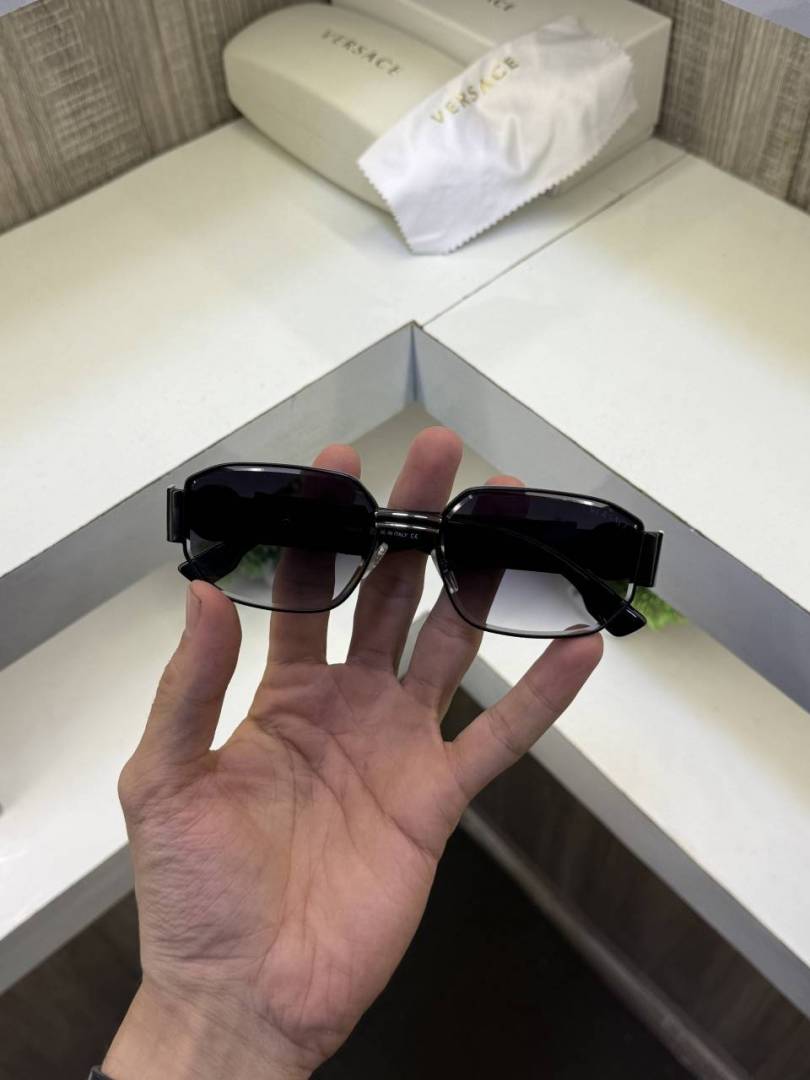 Versace e 2626 Sunglass