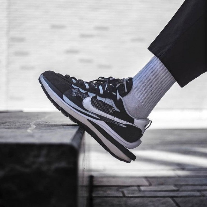 Nike Sacai X Vaporwaffle Black-White Fix 612