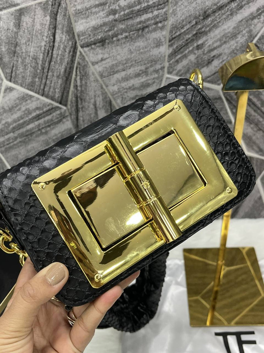 Tom Forr_04_Natalia_Shoulder_Bag_With_OriginalBox