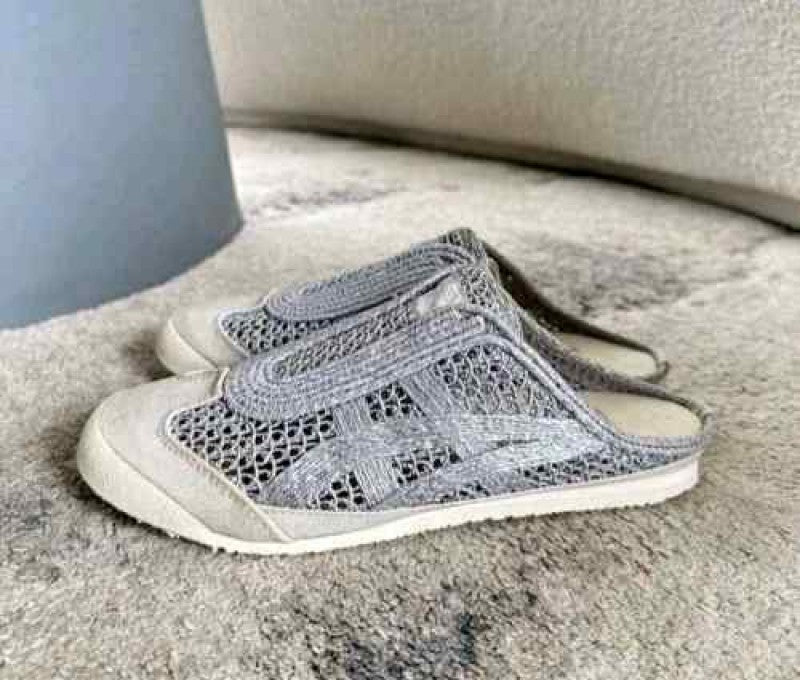 Oniitsukaa tiger Mexico 66 Sabot mules in pure silver 125