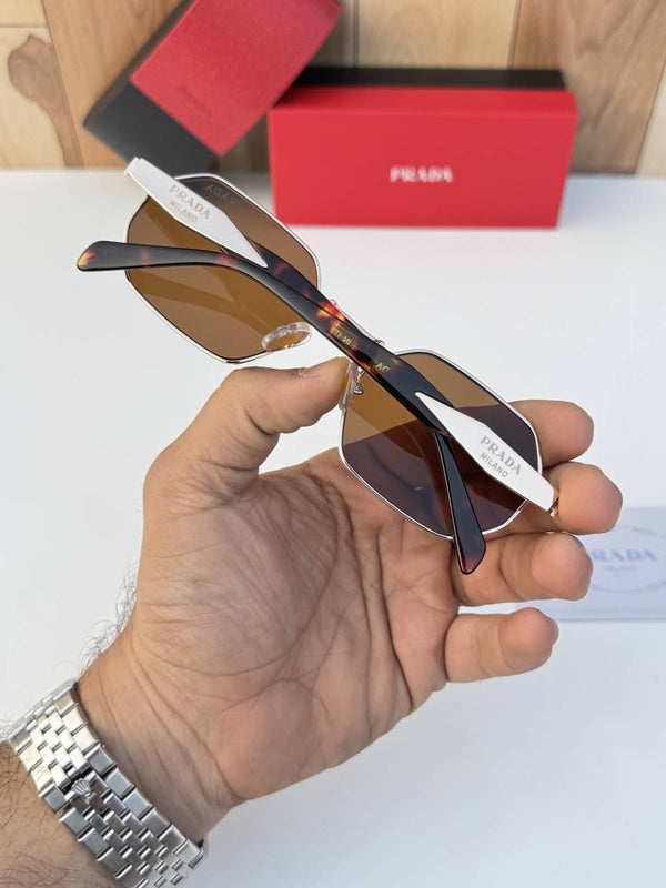 Prada_187_gold_brown