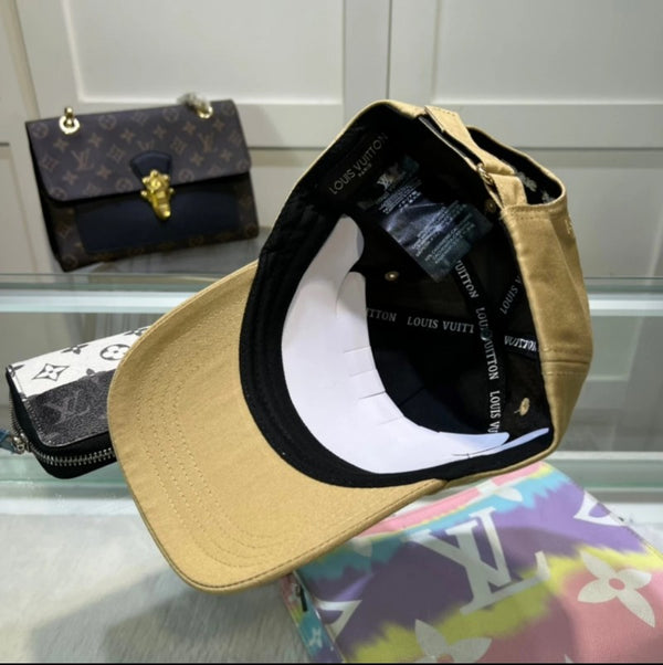Louis Vuitton_Front_Logo_Embossed_Premium_Unisex_Cap_(With_Safety_Box)_(Beige)