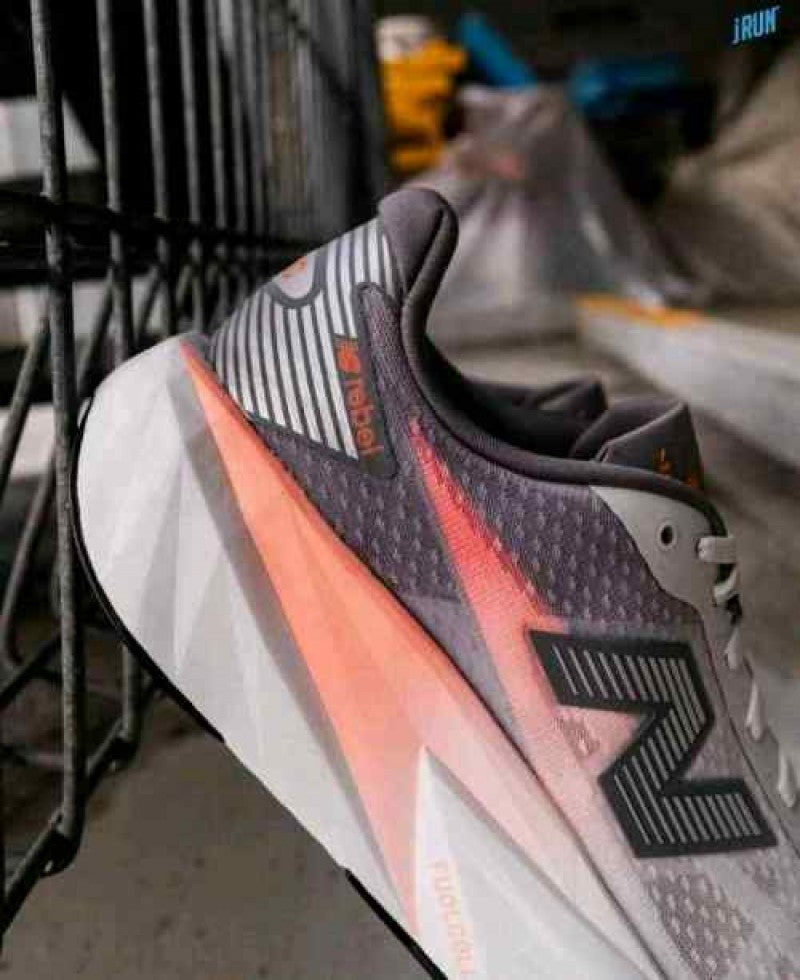 NEW BALENCEE FUELCELL REBEL V5 TCS NYC MARATHON 448