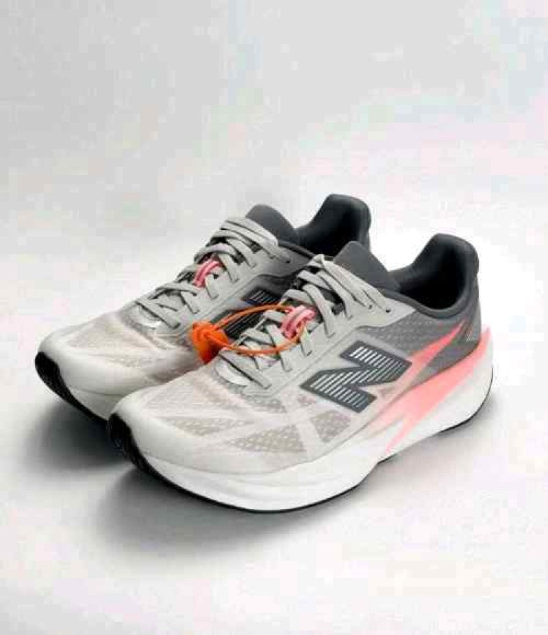 NEW BALENCEE FUELCELL REBEL V5 TCS NYC MARATHON 448
