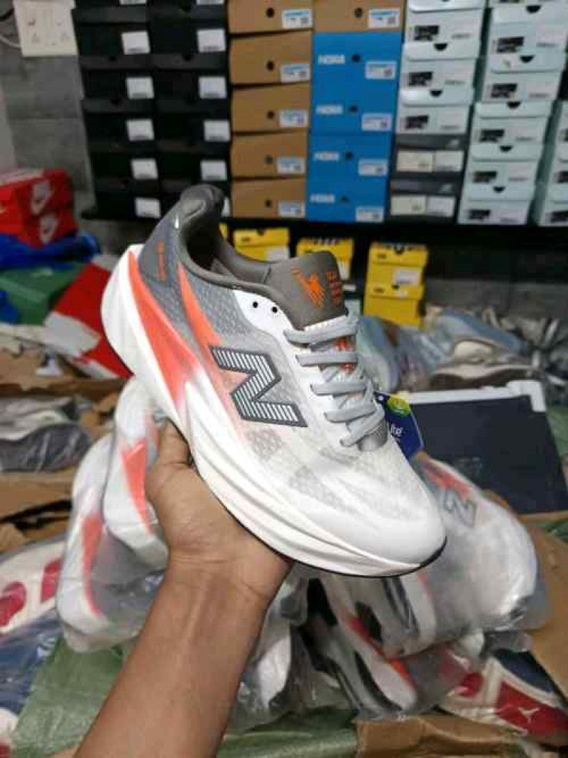 NEW BALENCEE FUELCELL REBEL V5 TCS NYC MARATHON 448