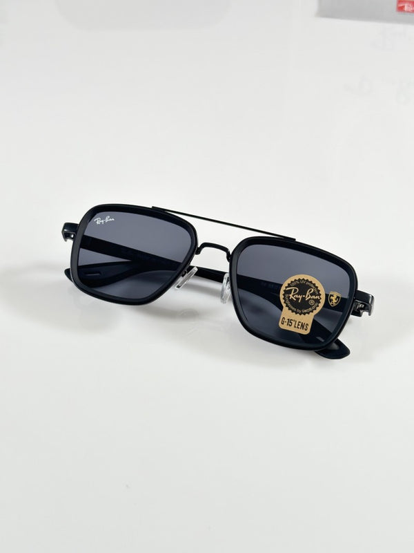 RB 06 Black