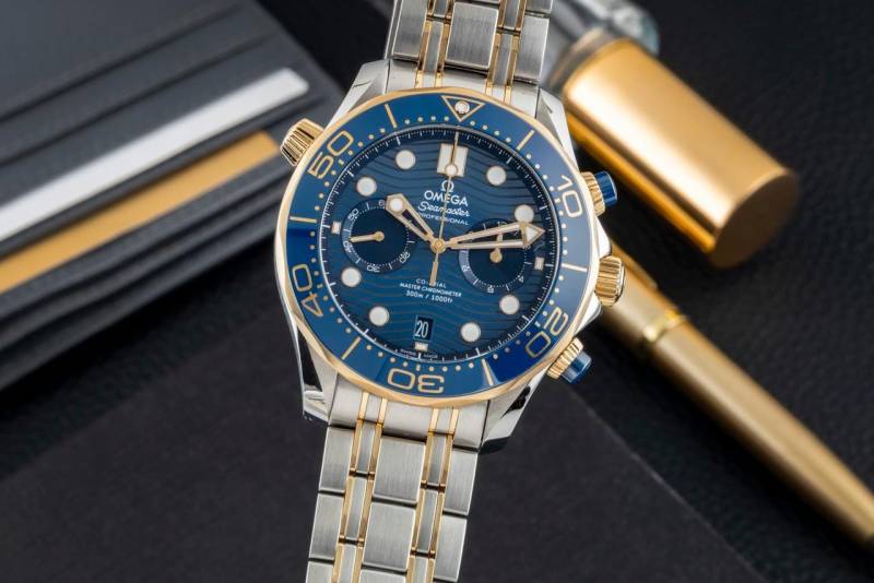 Omega Seamaster Diver 300M Co-Axial Master Chronometer Chronograph 2 ton copper blue
