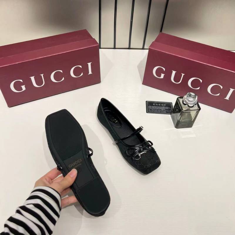 Gucci GG Canvas Strap Ballet Flats Signature Monogram Pattern Bow With OG Box & Carry Bag 8058-6 Black