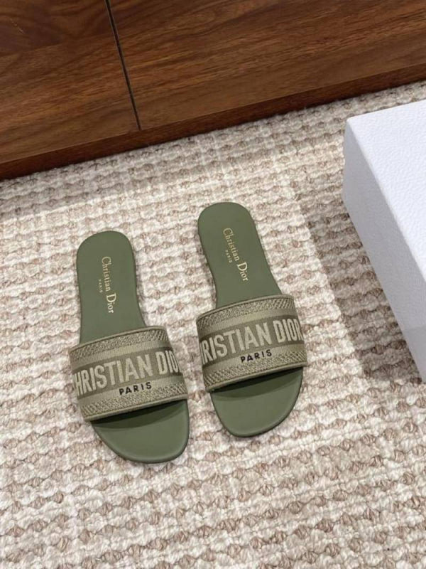 Dior_Dway_Platform_Green_Slides_For_Women_With_Original_Box_And_Carry_Bag