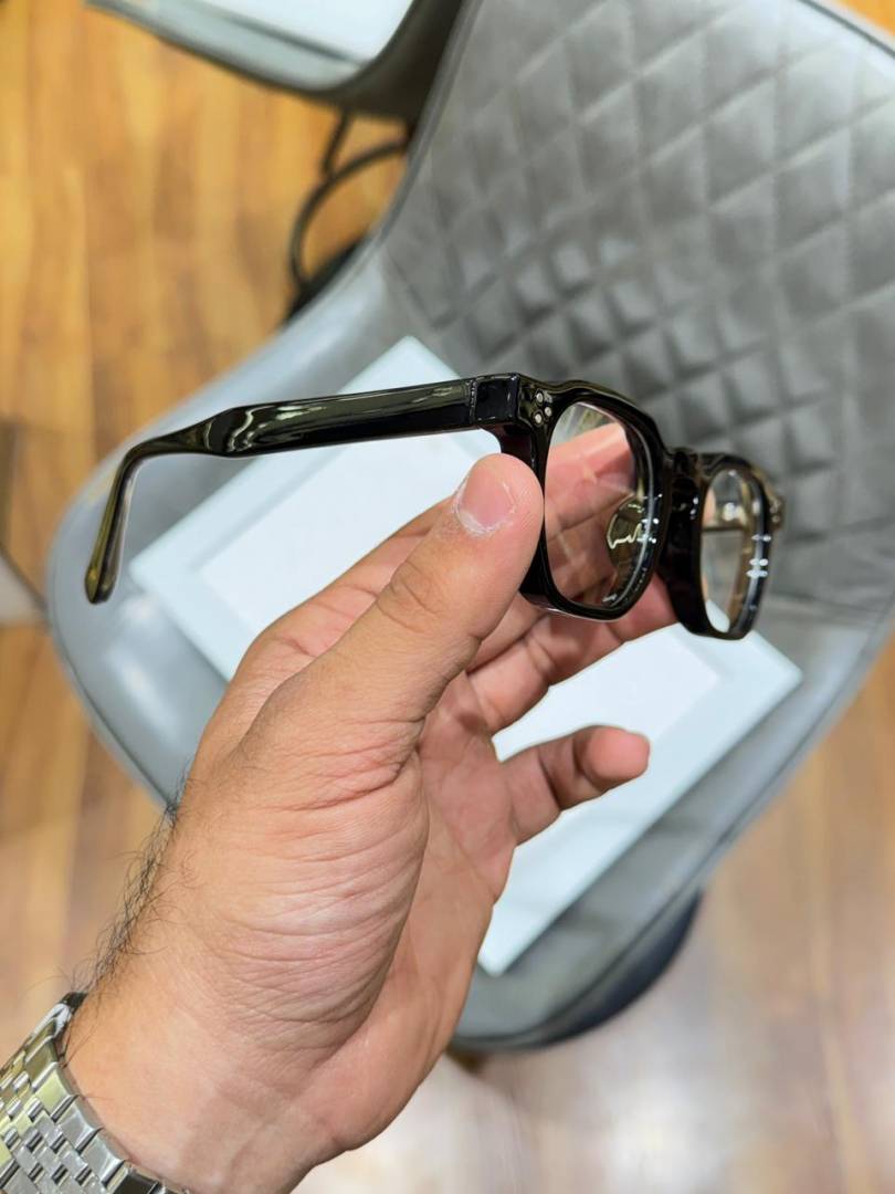 mairo 137 black plano