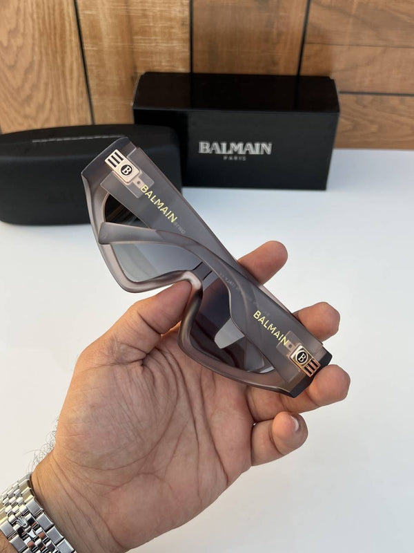 Balmain_8432_grey