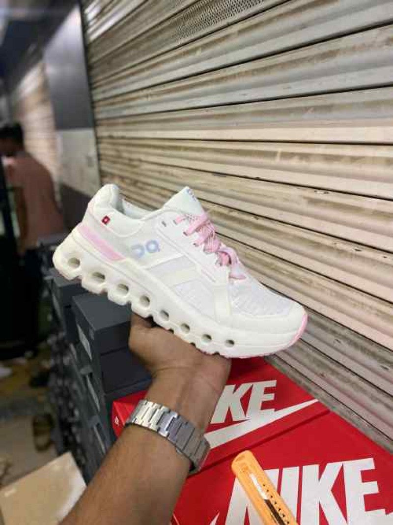 On Cloud Running Runner Shoes White Pink Sporty Elegant