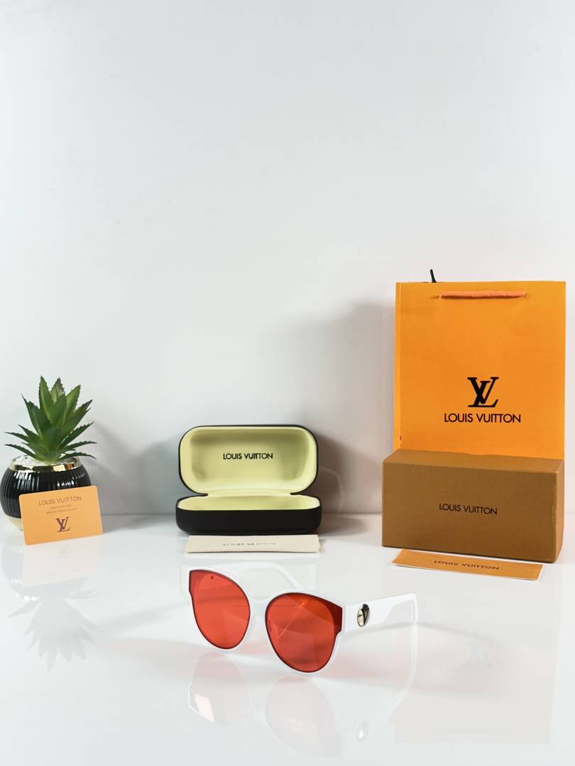 Louis Vuitton_WMNS_8091_White_Red