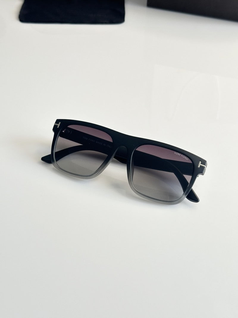 Tom forr 0231 Black Green